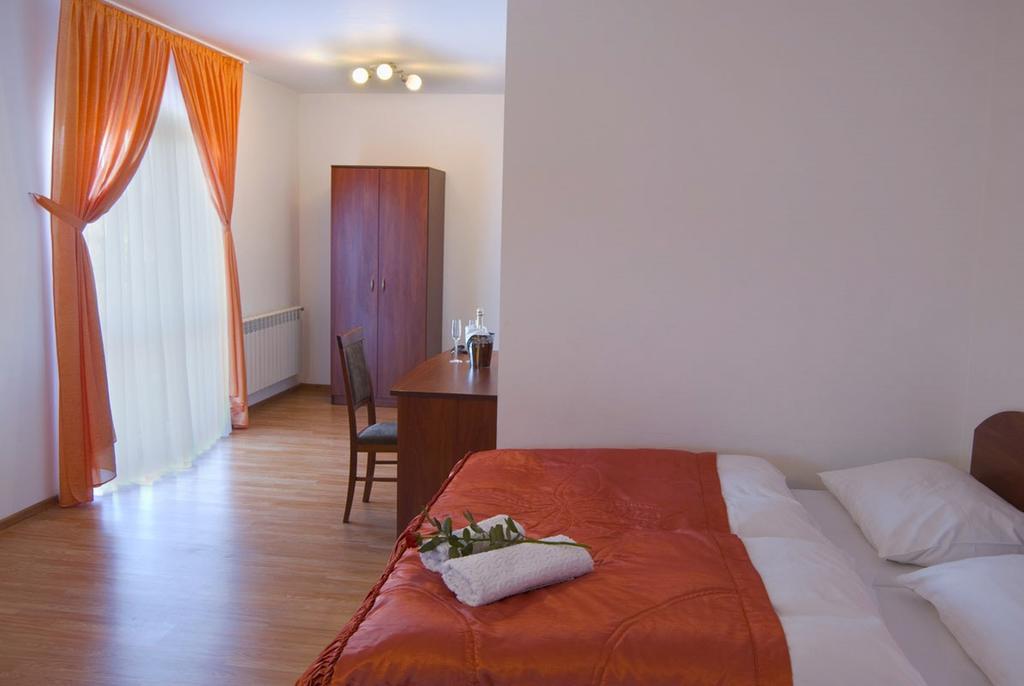 بيالكا تاترزانسكا Czerwone Wierchy - Sauna I Jacuzzi Wliczone W Cene Pobytu! الغرفة الصورة